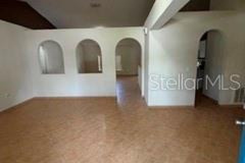 House in Kissimmee, Florida 3 bedrooms, 145.3 sq.m. № 2239352 - photo 3