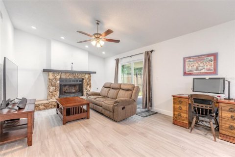 Casa en venta en Port Orange, Florida, 3 dormitorios, 160.35 m2 № 1842260 - foto 12