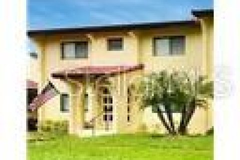 Condominio en alquiler en Bradenton, Florida, 2 dormitorios, 117.06 m2 № 1815254 - foto 2