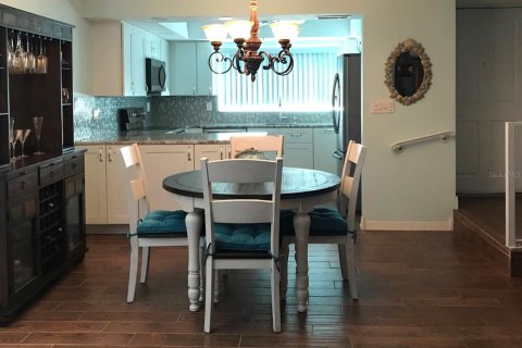 Condominio en alquiler en Bradenton, Florida, 2 dormitorios, 117.06 m2 № 1815254 - foto 7