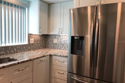Condominio en alquiler en Bradenton, Florida, 2 dormitorios, 117.06 m2 № 1815254 - foto 10