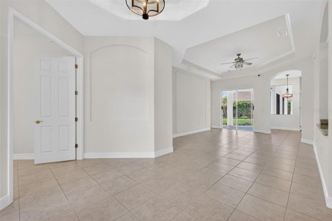 House in Mount Dora, Florida 4 bedrooms, 293.48 sq.m. № 2196841 - photo 22