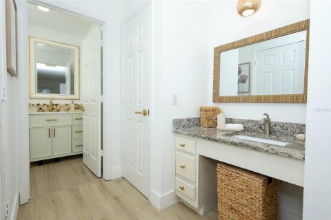 Condo in Longwood, Florida, 2 bedrooms  № 2104581 - photo 24