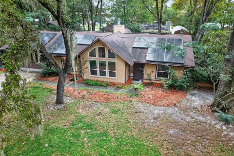 House in Gainesville, Florida 3 bedrooms, 133.97 sq.m. № 2408720 - photo 16