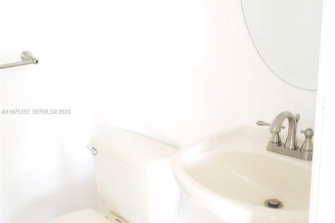 Снять в аренду кондоминиум в Майами-Бич, Флорида 1 спальня, 90.77м2, № 2038185 - фото 10