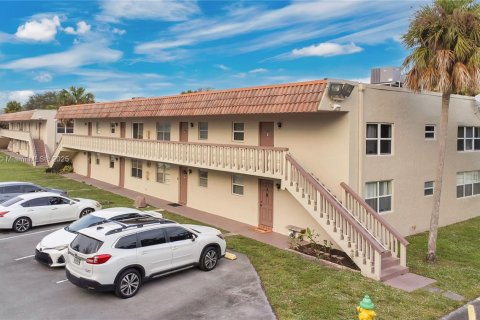 Купить кондоминиум в Дейви, Флорида 2 спальни, 92.9м2, № 1895841 - фото 21