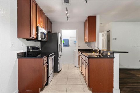 Condominio en alquiler en Saint Petersburg, Florida, 2 dormitorios, 95.5 m2 № 1893988 - foto 15