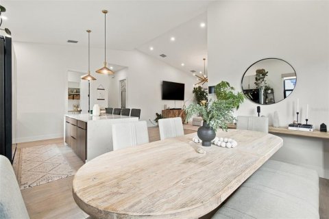 Villa ou maison à vendre à Saint Petersburg, Floride: 4 chambres, 192.77 m2 № 2416609 - photo 29