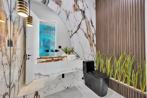 Casa en venta en Miami, Florida, 6 dormitorios, 610 m2 № 1983940 - foto 20
