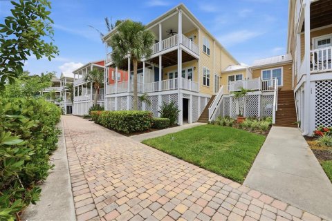 Townhouse in Placida, Florida 3 bedrooms, 147.9 sq.m. № 2133482 - photo 3