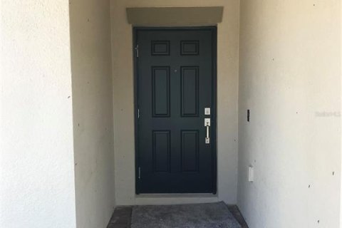 Villa ou maison à louer à Orlando, Floride: 3 chambres, 162.95 m2 № 1829881 - photo 4