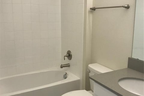 Casa en alquiler en Orlando, Florida, 3 dormitorios, 162.95 m2 № 1829881 - foto 7