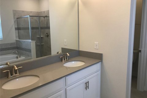 House in Orlando, Florida 3 bedrooms, 162.95 sq.m. № 1829881 - photo 15