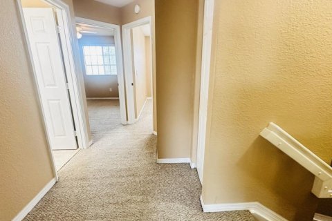 Townhouse in Tamarac, Florida 3 bedrooms, 117.52 sq.m. № 1230324 - photo 1