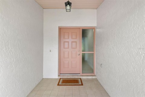 House in Lake Placid, Florida 2 bedrooms, 150.78 sq.m. № 1837865 - photo 3