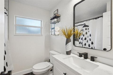 Casa en venta en Tampa, Florida, 3 dormitorios, 118.17 m2 № 1769668 - foto 28