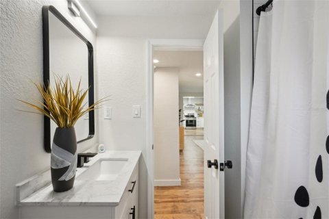Casa en venta en Tampa, Florida, 3 dormitorios, 118.17 m2 № 1769668 - foto 29