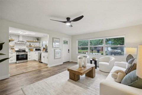 Casa en venta en Tampa, Florida, 3 dormitorios, 118.17 m2 № 1769668 - foto 6