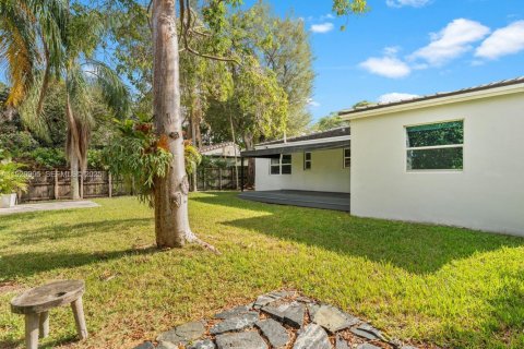 Снять в аренду виллу или дом в Саут-Майами, Флорида 3 спальни, 135.64м2, № 1975200 - фото 15