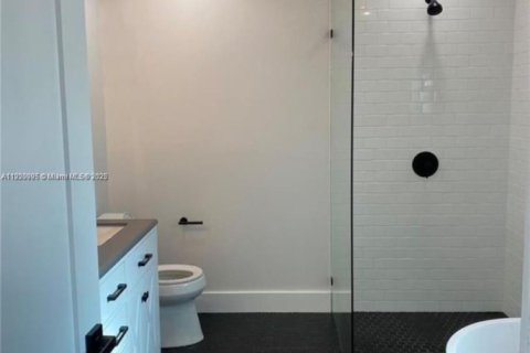 Снять в аренду виллу или дом в Саут-Майами, Флорида 3 спальни, 135.64м2, № 1975200 - фото 4