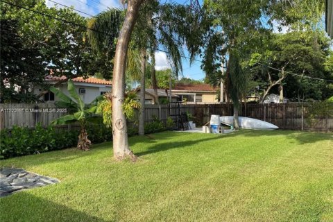 Снять в аренду виллу или дом в Саут-Майами, Флорида 3 спальни, 135.64м2, № 1975200 - фото 9