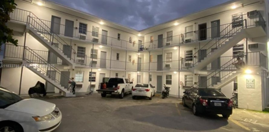 Appartement à Miami, Floride 1 chambre № 1814652