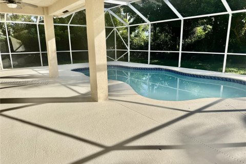 Villa ou maison à vendre à Weston, Floride: 7 chambres, 380.34 m2 № 2055215 - photo 3