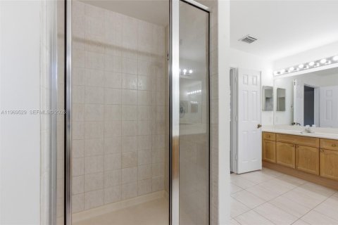 Villa ou maison à vendre à Weston, Floride: 7 chambres, 380.34 m2 № 2055215 - photo 27