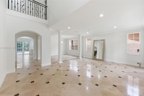 Villa ou maison à vendre à Weston, Floride: 7 chambres, 380.34 m2 № 2055215 - photo 5