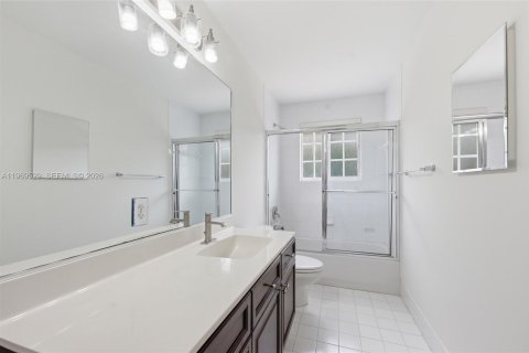 Villa ou maison à vendre à Weston, Floride: 7 chambres, 380.34 m2 № 2055215 - photo 19