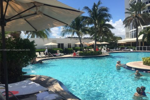 Купить отель в Санни-Айлс-Бич, Флорида 51.19м2, № 1933580 - фото 16