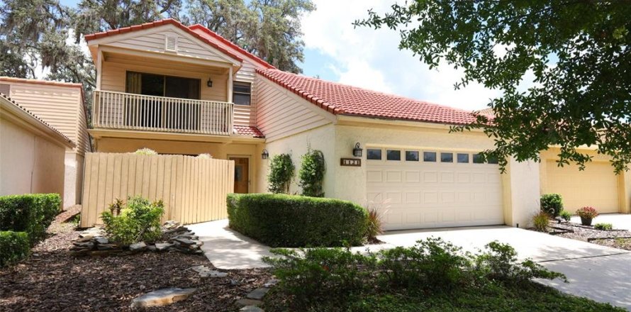 House in Winter Springs, Florida 3 bedrooms, 171.31 sq.m. № 1824049
