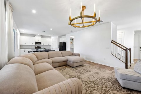 Villa ou maison à vendre à Clermont, Floride: 3 chambres, 220.46 m2 № 2207986 - photo 5