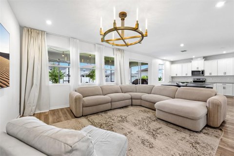 Villa ou maison à vendre à Clermont, Floride: 3 chambres, 220.46 m2 № 2207986 - photo 4