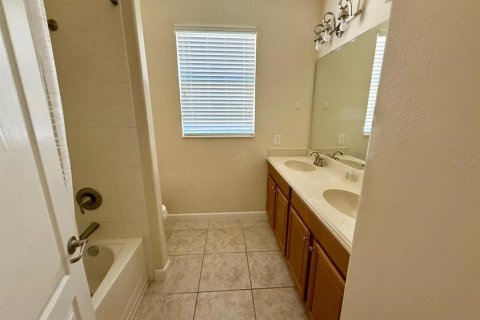 Villa ou maison à vendre à Orlando, Floride: 4 chambres, 213.02 m2 № 1899825 - photo 3