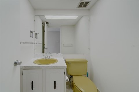 Copropriété à vendre à Redington Shores, Floride: 1 chambre, 92.44 m2 № 2128211 - photo 13
