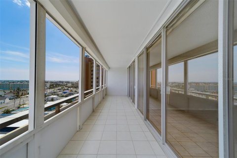Copropriété à vendre à Redington Shores, Floride: 1 chambre, 92.44 m2 № 2128211 - photo 24
