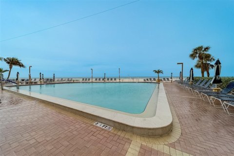 Copropriété à vendre à Redington Shores, Floride: 1 chambre, 92.44 m2 № 2128211 - photo 30