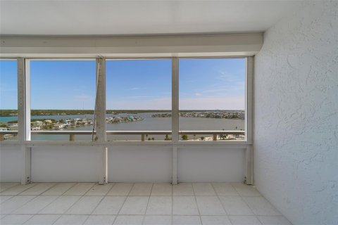 Copropriété à vendre à Redington Shores, Floride: 1 chambre, 92.44 m2 № 2128211 - photo 22