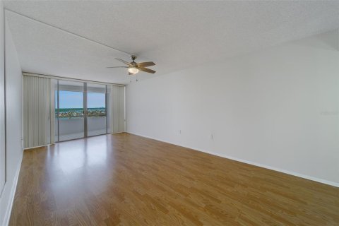 Copropriété à vendre à Redington Shores, Floride: 1 chambre, 92.44 m2 № 2128211 - photo 21