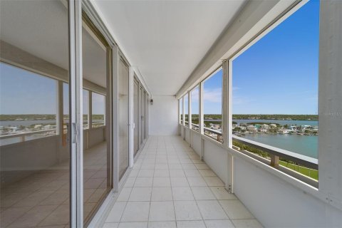 Copropriété à vendre à Redington Shores, Floride: 1 chambre, 92.44 m2 № 2128211 - photo 25