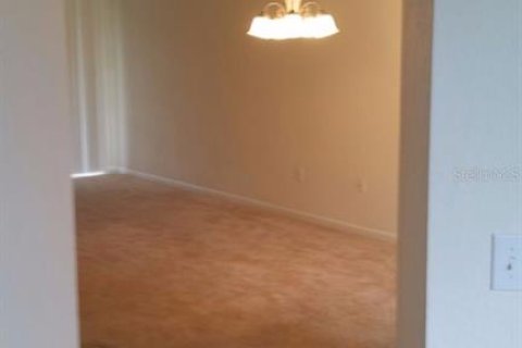Touwnhouse à louer à Kissimmee, Floride: 3 chambres, 136.85 m2 № 2384200 - photo 2
