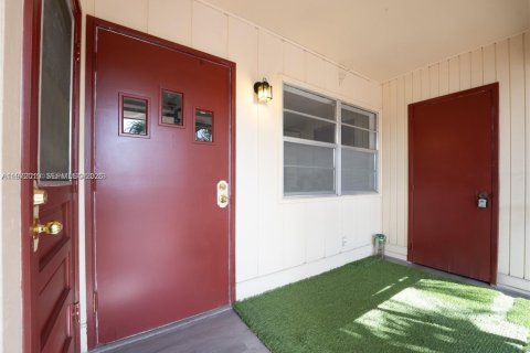 Appartement à louer à Pembroke Pines, Floride: 2 chambres, 80.82 m2 № 2042273 - photo 13