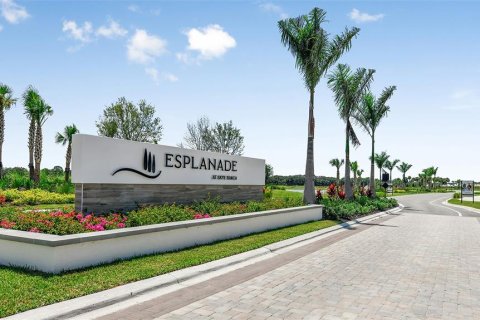 House in Sarasota, Florida 3 bedrooms, 239.04 sq.m. № 2126541 - photo 21