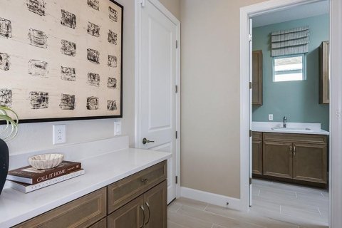 House in Sarasota, Florida 3 bedrooms, 239.04 sq.m. № 2126541 - photo 17