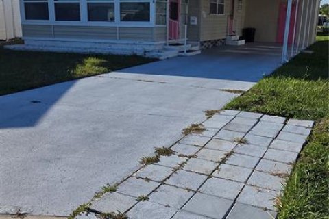Appartement à Largo, Floride 2 chambres, 97.55 m2 № 2384221