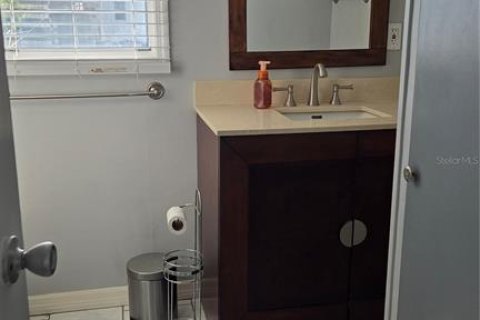 Appartement à louer à Largo, Floride: 2 chambres, 97.55 m2 № 2384221 - photo 9
