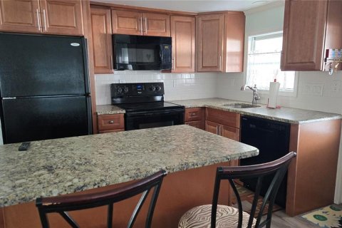 Appartement à louer à Largo, Floride: 2 chambres, 97.55 m2 № 2384221 - photo 3