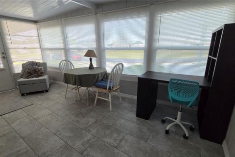 Appartement à louer à Largo, Floride: 2 chambres, 97.55 m2 № 2384221 - photo 4