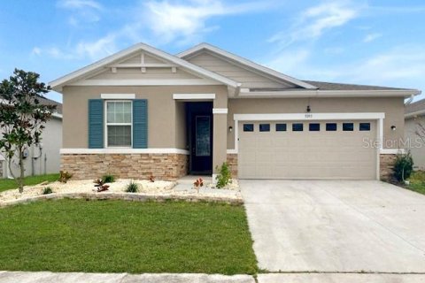 Casa en venta en Okahumpka, Florida, 3 dormitorios, 160.26 m2 № 1561858 - foto 1